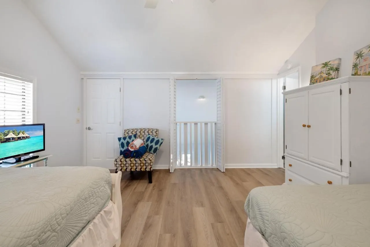 Chic Townhouse Steps To The Beach Outdoor Pools Panama City Beach Holiday home