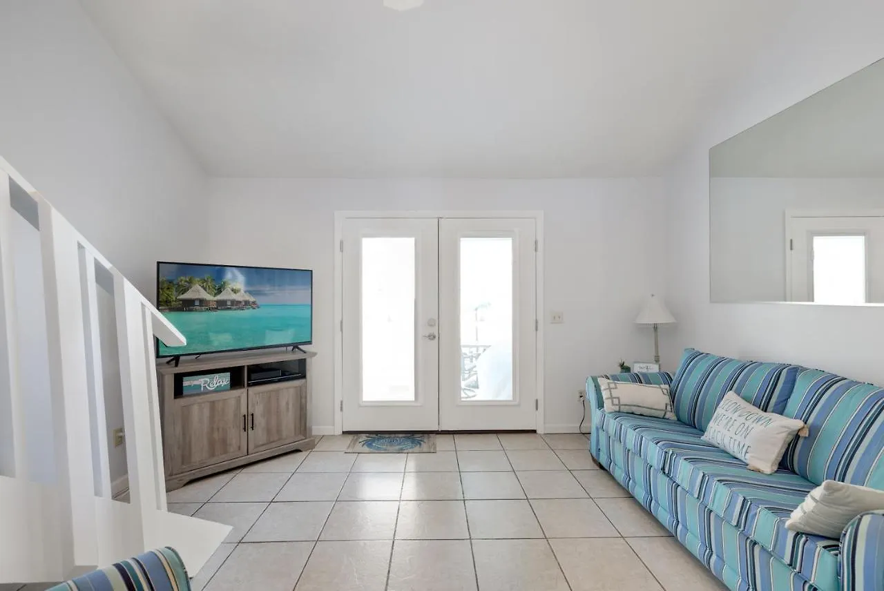 Chic Townhouse Steps To The Beach Outdoor Pools Panama City Beach United States