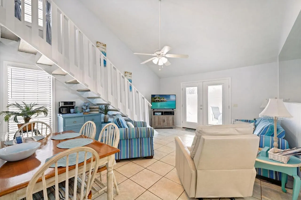 Holiday home Chic Townhouse Steps To The Beach Outdoor Pools Panama City Beach